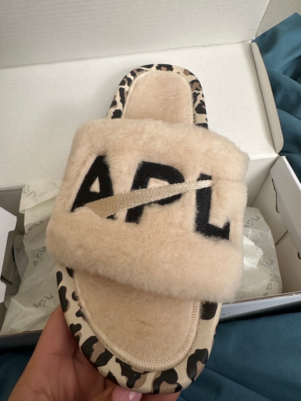 APL Shearling Slide Parchment Black Leopard